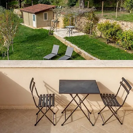 The Lemon House, With Private Garden At Le Manie, Finale Ligure Lägenhet *
