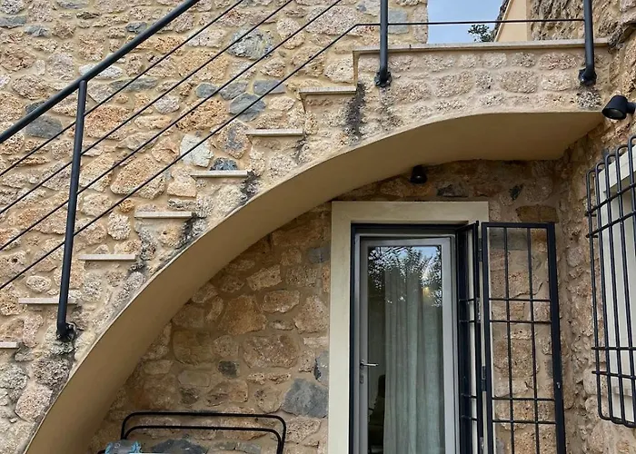 The Lemon House, With Private Garden At Le Manie, Finale Ligure