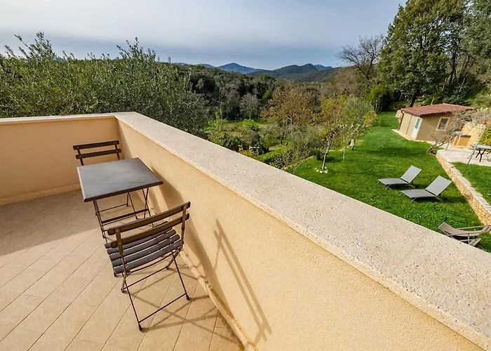 The Lemon House, With Private Garden At Le Manie, Finale Ligure Apartamento