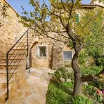 The Lemon House, With Private Garden At Le Manie, Finale Ligure Varigotti