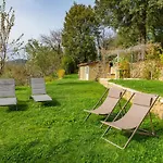 The Lemon House, With Private Garden At Le Manie, Finale Ligure *