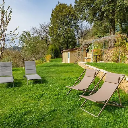 The Lemon House, With Private Garden At Le Manie, Finale Ligure *
