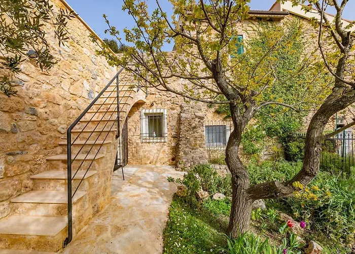 The Lemon House, With Private Garden At Le Manie, Finale Ligure Varigotti