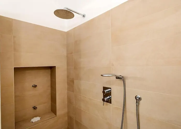 Daire The Lemon House, With Private Garden At Le Manie, Finale Ligure