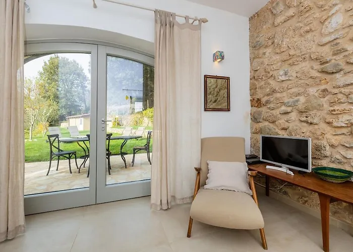 Apartmán The Lemon House, With Private Garden At Le Manie, Finale Ligure