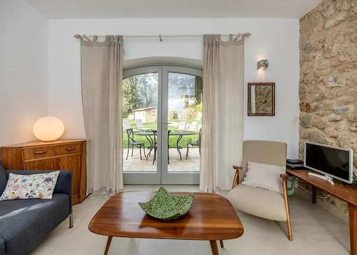 Apartmán The Lemon House, With Private Garden At Le Manie, Finale Ligure *